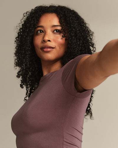 Smooth Contour Midi Short Sleeve T-Shirt | Deep Mocha