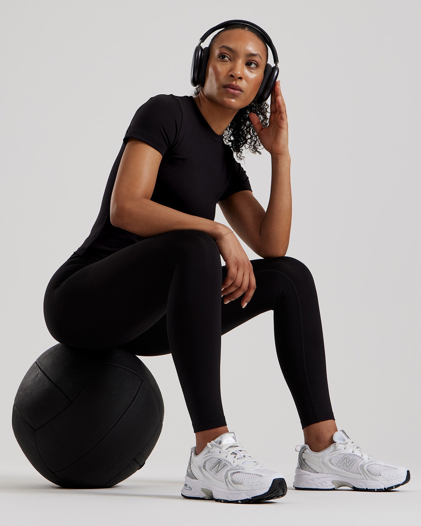 Essential High Waist Leggings | Black