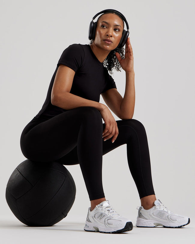 Essential High Waist Leggings | Black