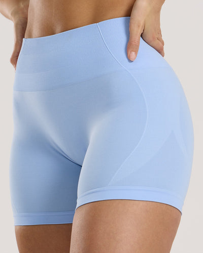 Define 2.0 Seamless Scrunch 4" Shorts | Airy Blue