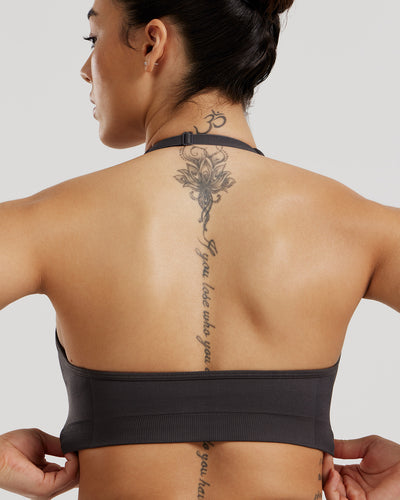 Motion Seamless Halter Bra | Graphite