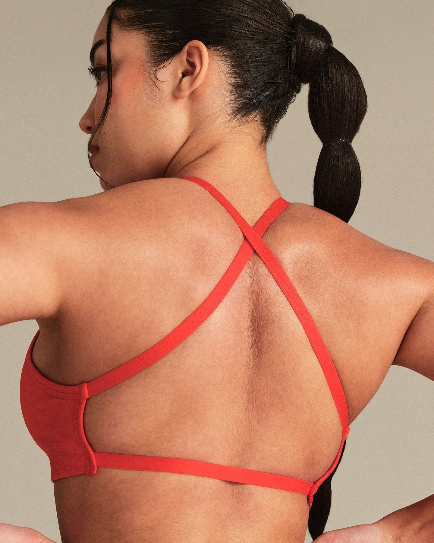 Define 2.0 Cross Back Bra | Lava Red