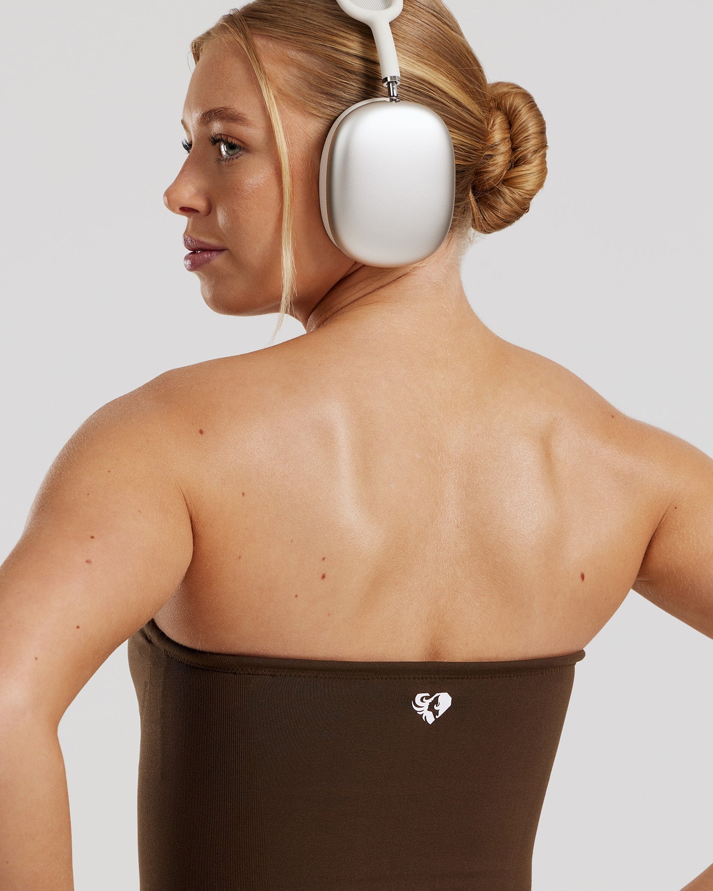 Define 2.0 Seamless Longline Bandeau Bra | Cocoa