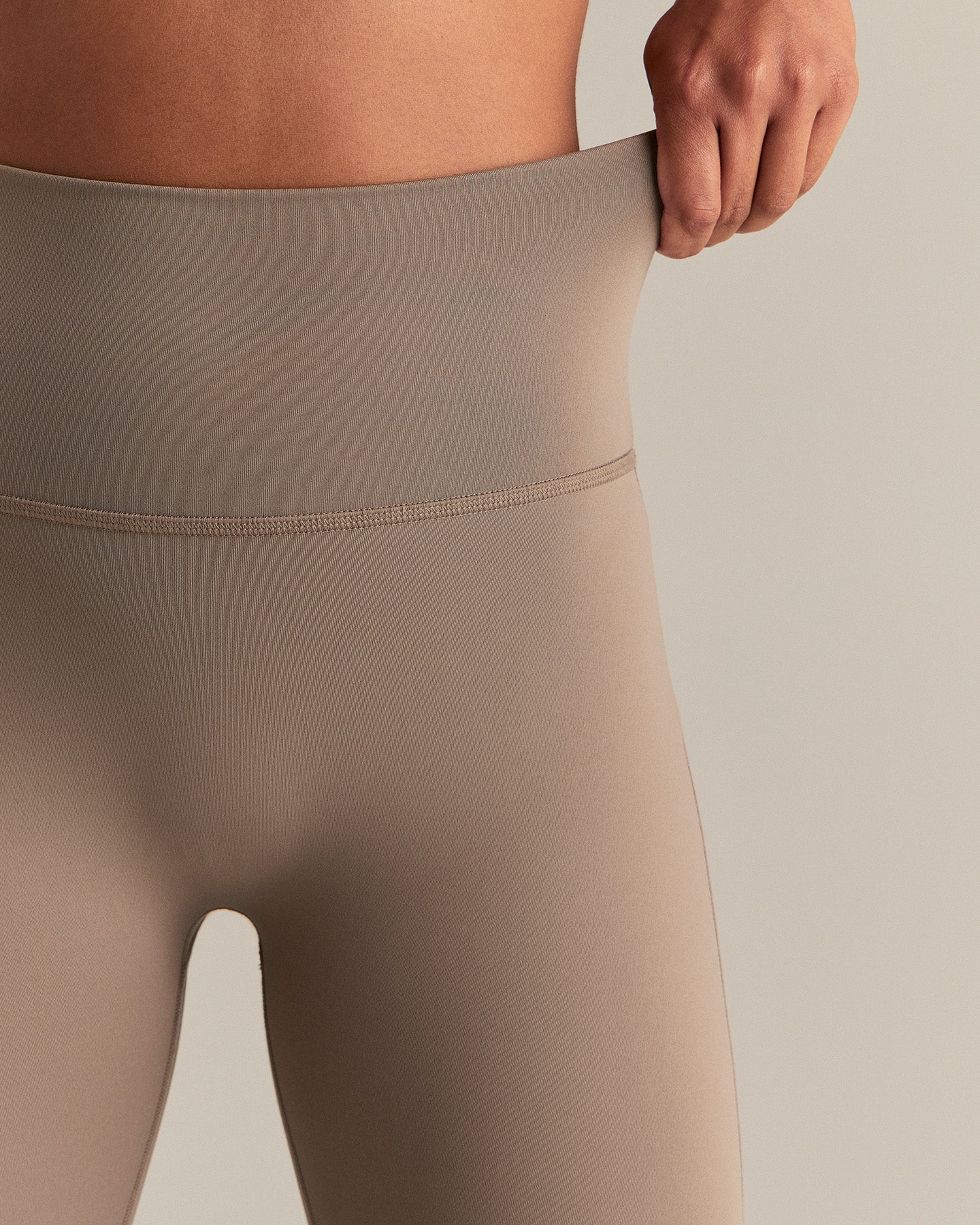 Essential Flared Leggings | Taupe Grey