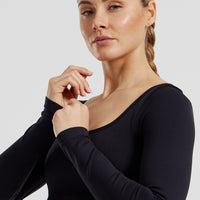 Define 2.0 Seamless Long Sleeve Built-In Bra Top | Black