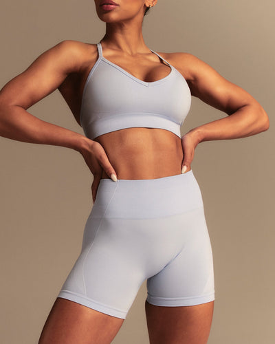 Define 2.0 Seamless Scrunch 4" Shorts | Airy Blue