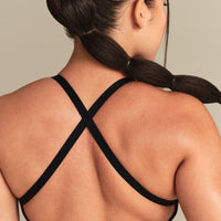 Define 2.0 Seamless Cross Back Bra | Black