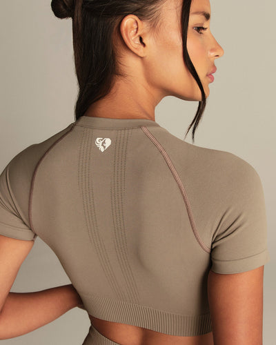 Power Seamless Short Sleeve Crop Top | Taupe Grey