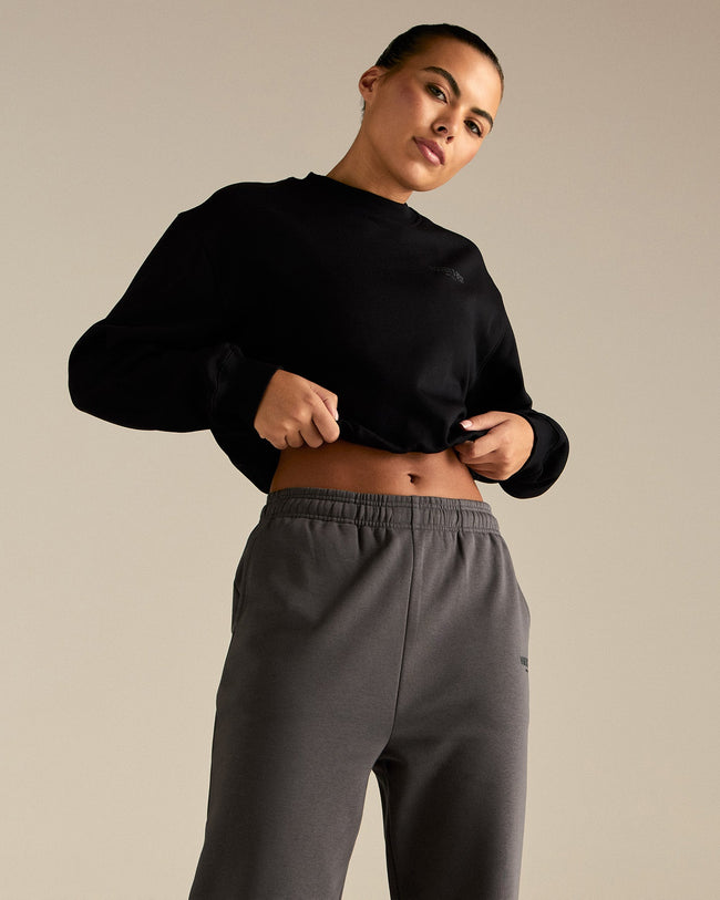 Comfort Outdoor Cropped Crew Neck | Black