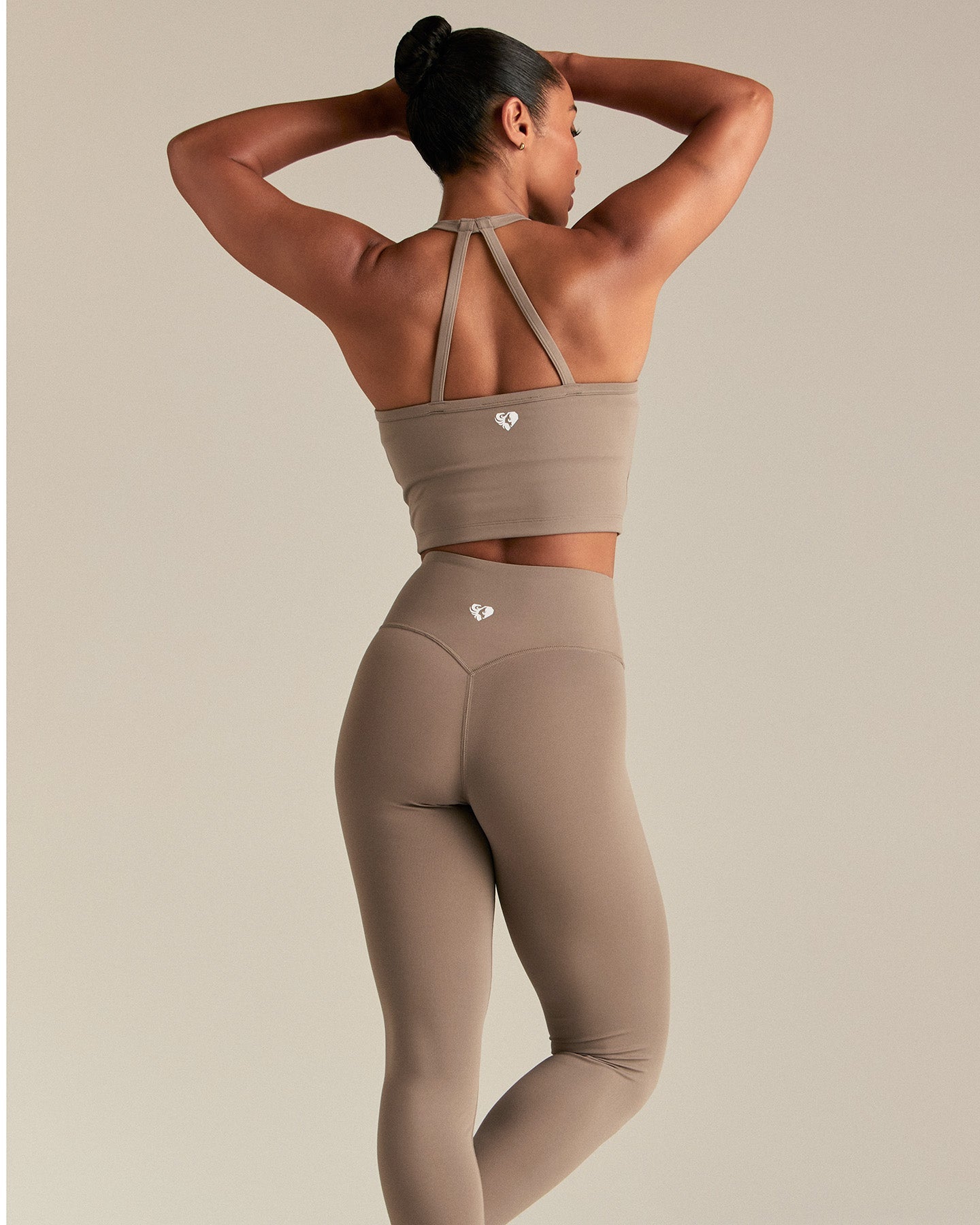 Essential Built-In Bra Crop Tank Top | Taupe Grey