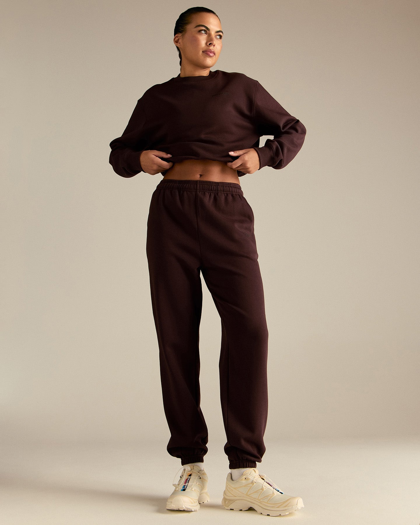 Comfort Outdoor Cropped Crew Neck | Cafe Noir