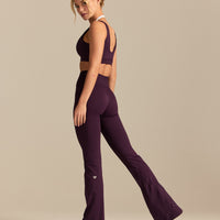 Power High Waist Flared Leggings | Blackberry (2/6)