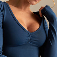 Define 2.0 Long Sleeve Scrunch Crop Top | True Navy (2/6)