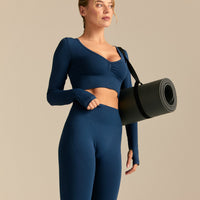 Define 2.0 Long Sleeve Scrunch Crop Top | True Navy (6/6)