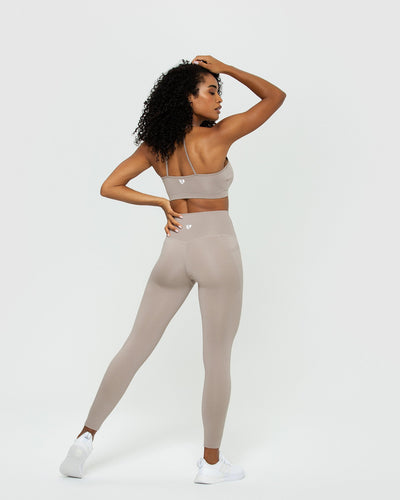 gray leggings with pockets